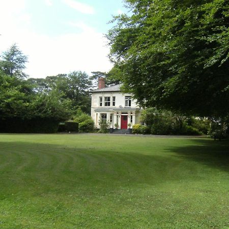 Oak Lodge Llanteg Extérieur photo